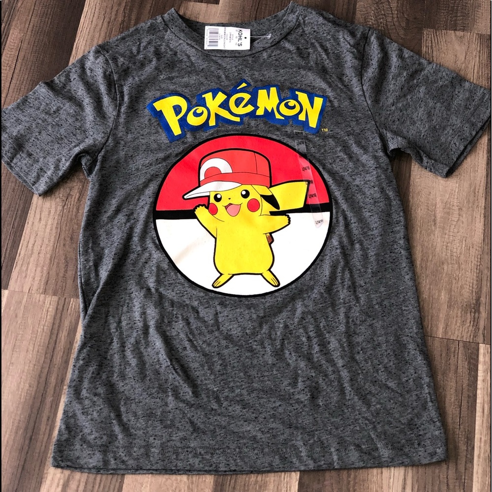 POKÉMON T-shirt